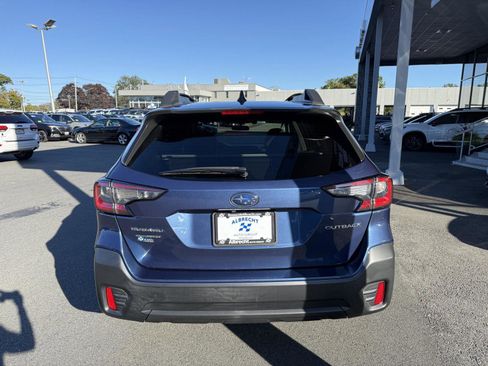 Used 2020 Subaru Outback Premium image 4