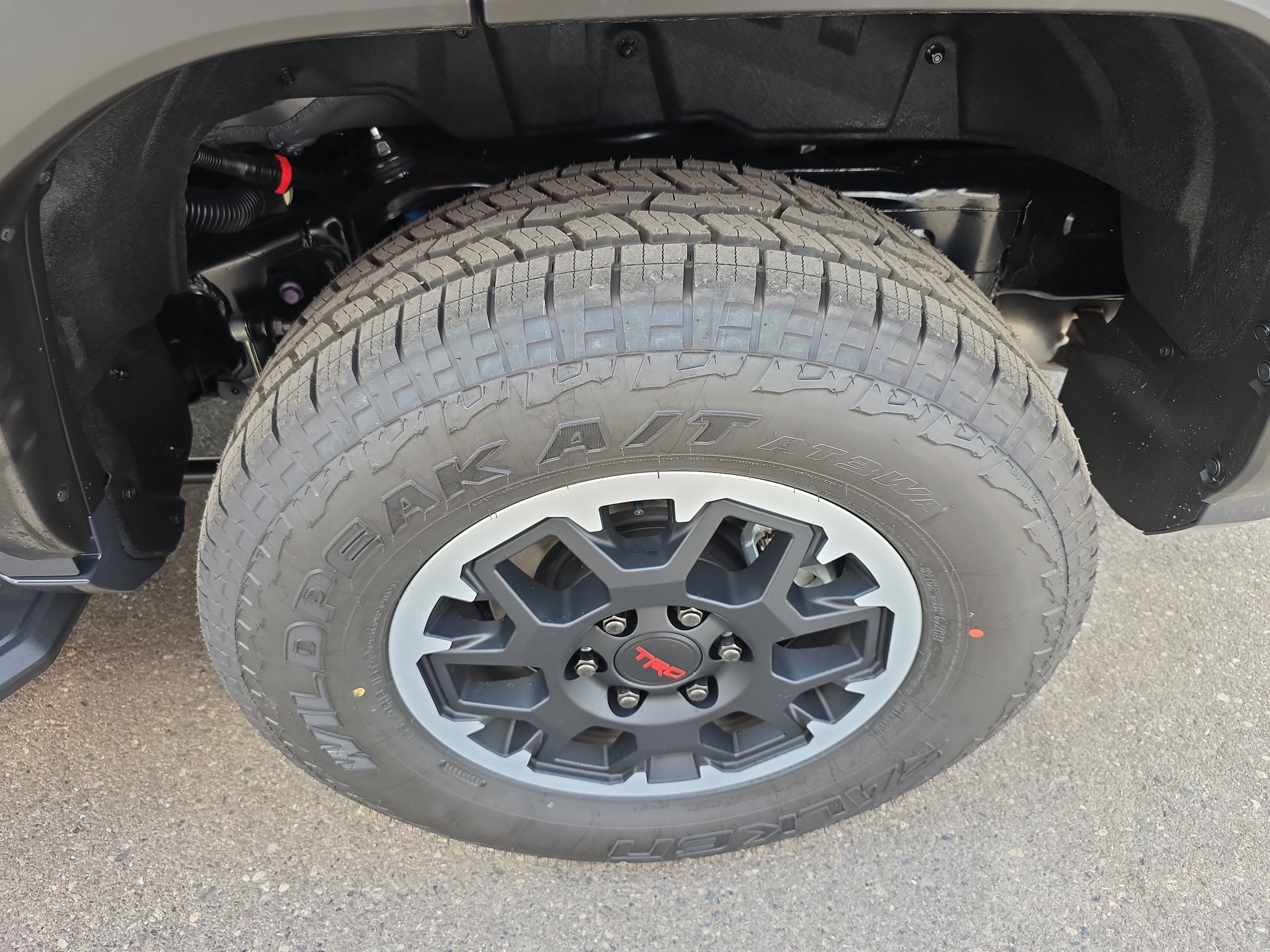 Used 2026 Toyota 4Runner TRD Off-Road Premium AWD/4WD image 8