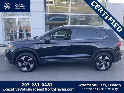 Certified 2024 Volkswagen Taos SE w/ Panoramic Sunroof Package