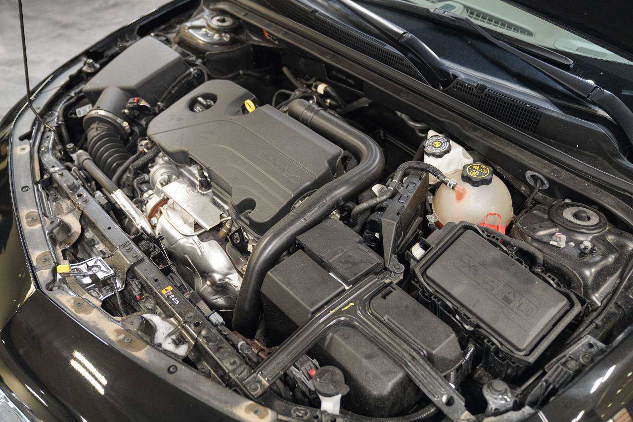 Used 2024 Chevrolet Malibu LS FWD image 38