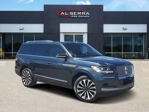 Used 2024 Lincoln Navigator Reserve AWD/4WD image 1