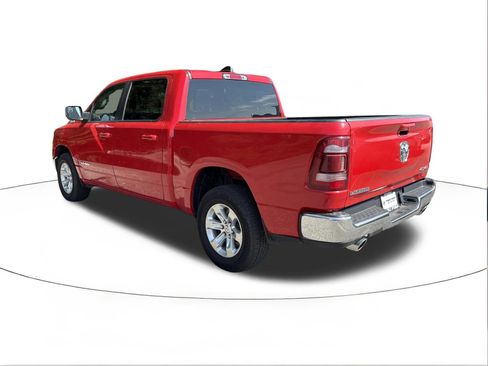Used 2024 RAM 1500 Laramie AWD/4WD image 5