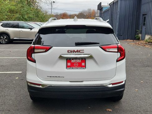 Used 2023 GMC Terrain SLT image 5