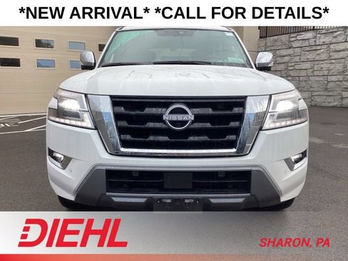 Used 2023 Nissan Armada Platinum w/ Captain's Chairs Package AWD/4WD image 2