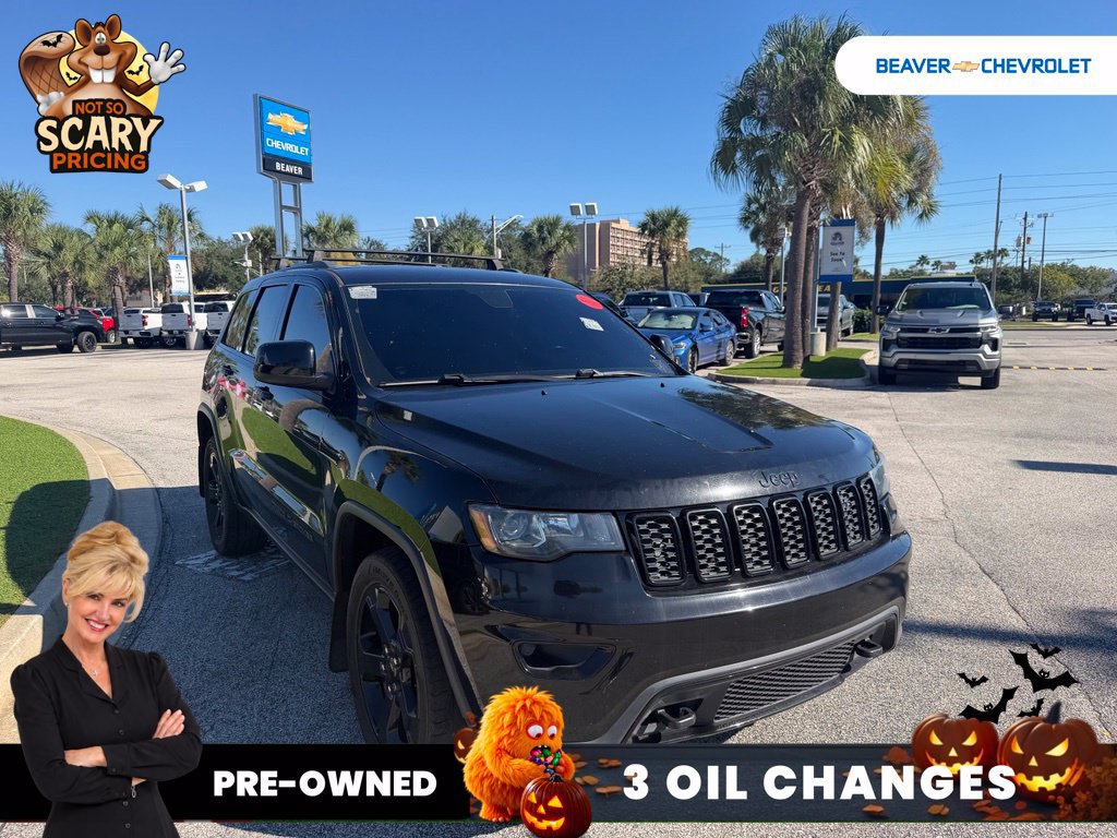 Used 2018 Jeep Grand Cherokee Laredo AWD/4WD image 2