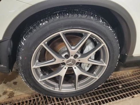 Used 2022 Mercedes-Benz GLC 43 AMG GLC 43 AMGﾮ w/ Multimedia Package Lite image 9