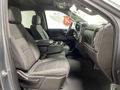 Used 2022 Chevrolet Silverado 1500 Custom w/ LPO, Dark Essentials Package image 22