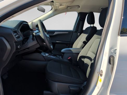 Used 2025 Ford Escape Active AWD/4WD image 16