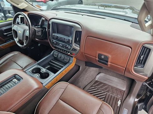 Used 2019 Chevrolet Silverado 3500 High Country w/ Duramax Plus Package AWD/4WD image 11