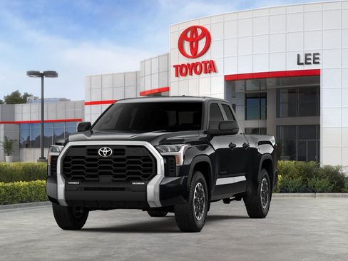 New 2026 Toyota Tundra SR5 AWD/4WD image 18
