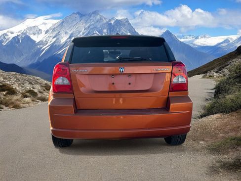 Used 2011 Dodge Caliber Mainstreet image 4