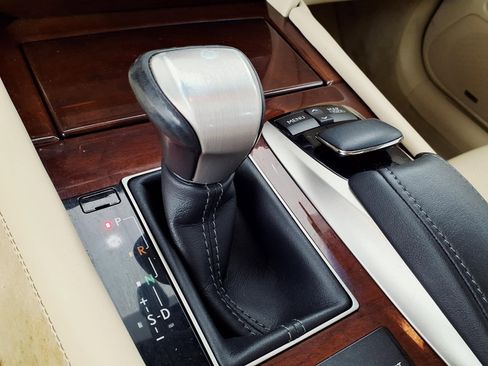 Used 2014 Lexus LS 460 L image 21