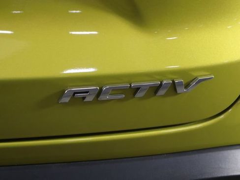Used 2024 Chevrolet Trax ACTIV w/ Driver Confidence Package FWD image 39