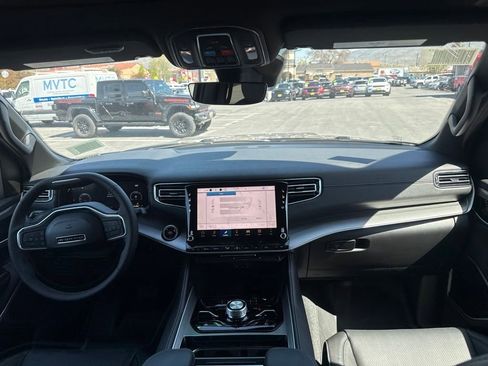 New 2026 Jeep Grand Wagoneer 4WD image 14