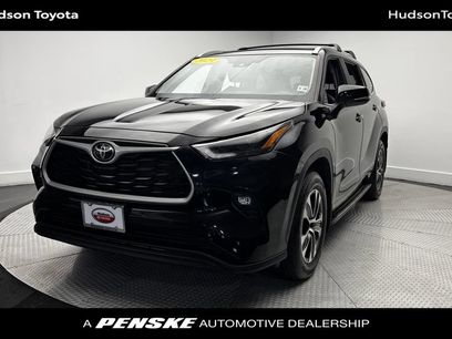 Used 2023 Toyota Highlander XLE