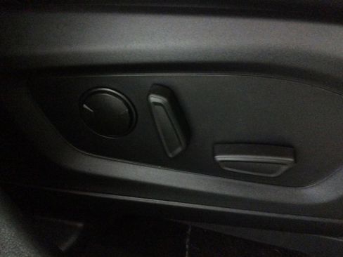 Used 2025 Ford Explorer ST-Line image 48