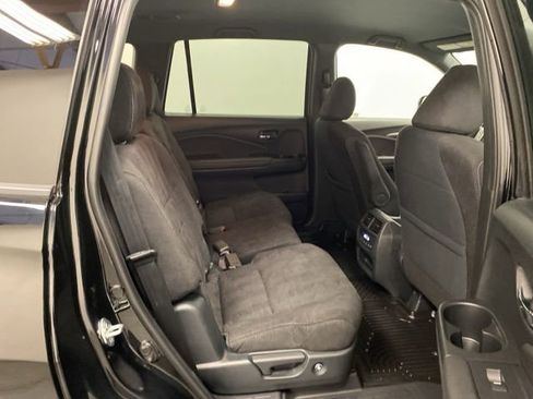 Used 2022 Honda Pilot Sport image 26