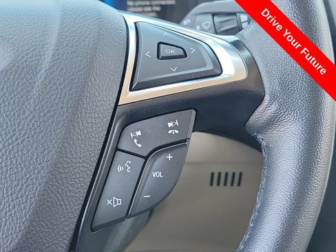 Used 2024 Ford Edge Titanium AWD/4WD image 6