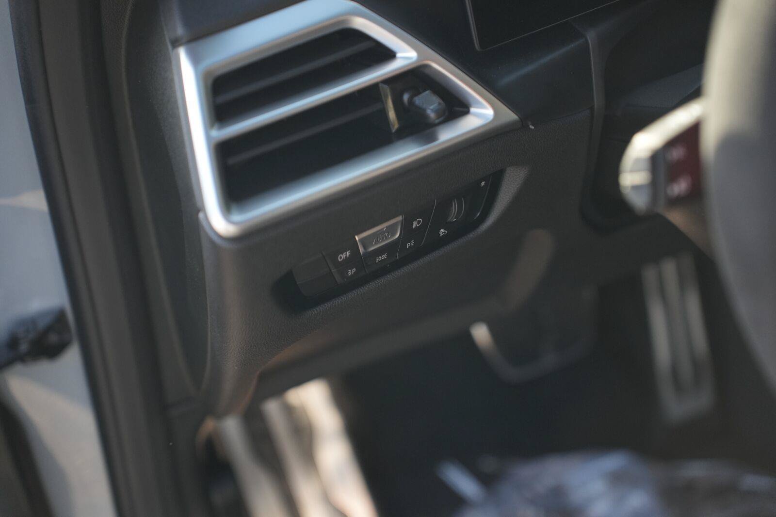 Used 2026 BMW M2 CS RWD image 15