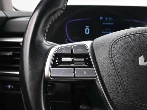 Used 2024 Kia Telluride LX FWD image 49
