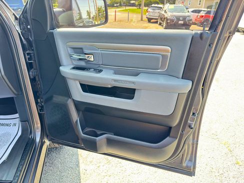 Used 2017 RAM 1500 Big Horn AWD/4WD image 48