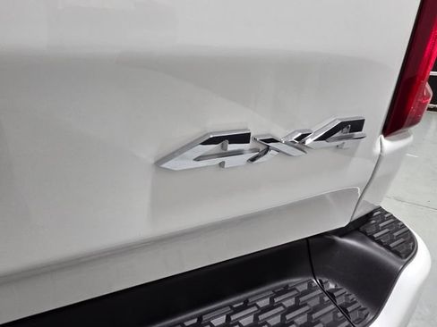 New 2026 RAM 1500 Big Horn AWD/4WD image 10