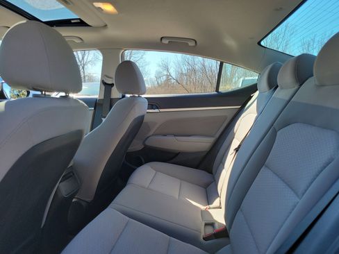 Used 2020 Hyundai Elantra Value Edition w/ Winter Weather Package image 11