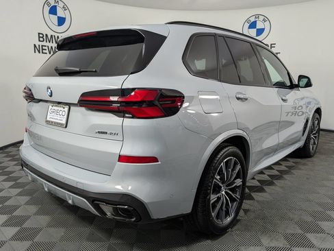New 2026 BMW X5 xDrive40i w/ M Sport Package AWD/4WD image 6