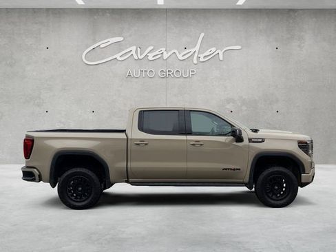 Used 2022 GMC Sierra 1500 AT4X AWD/4WD image 17