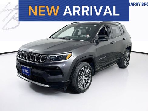 Used 2023 Jeep Compass Limited w/ Elite Group AWD/4WD image 1