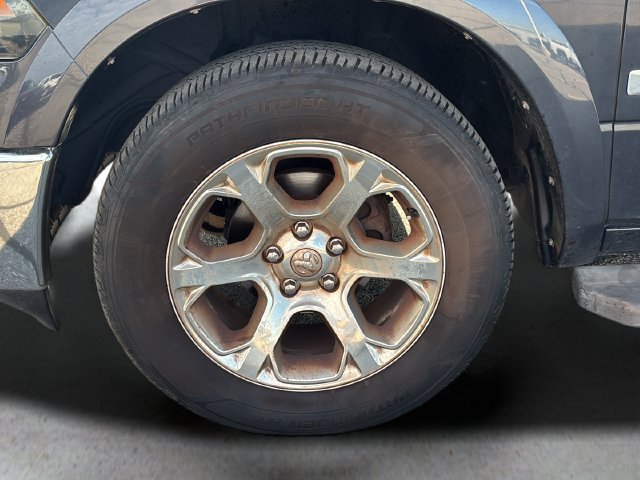 Used 2014 RAM 1500 Laramie AWD/4WD image 25