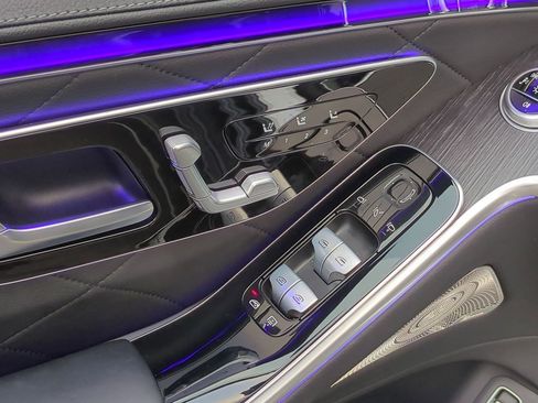 Used 2023 Mercedes-Benz S 580 S 580 image 21