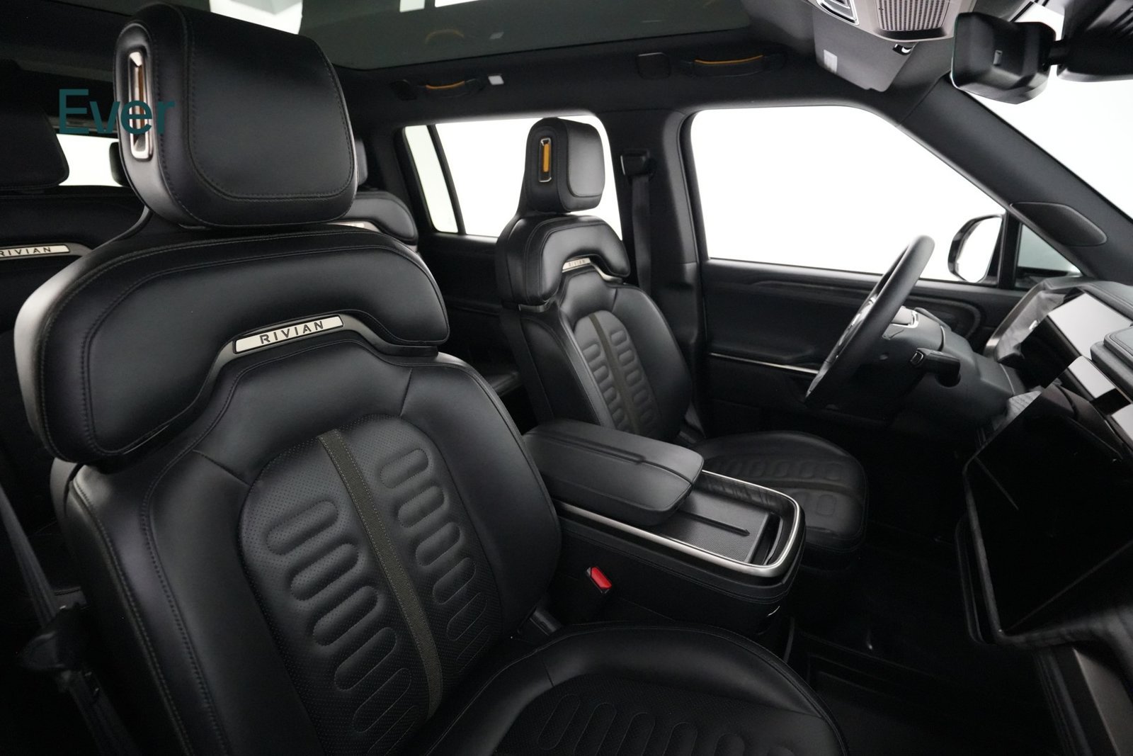 Used 2026 Rivian R1S Adventure Tri AWD/4WD image 23