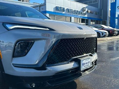 New 2026 Buick Enclave Sport Touring w/ Power Package image 4