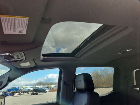 Used 2019 GMC Sierra 1500 Denali AWD/4WD image 28