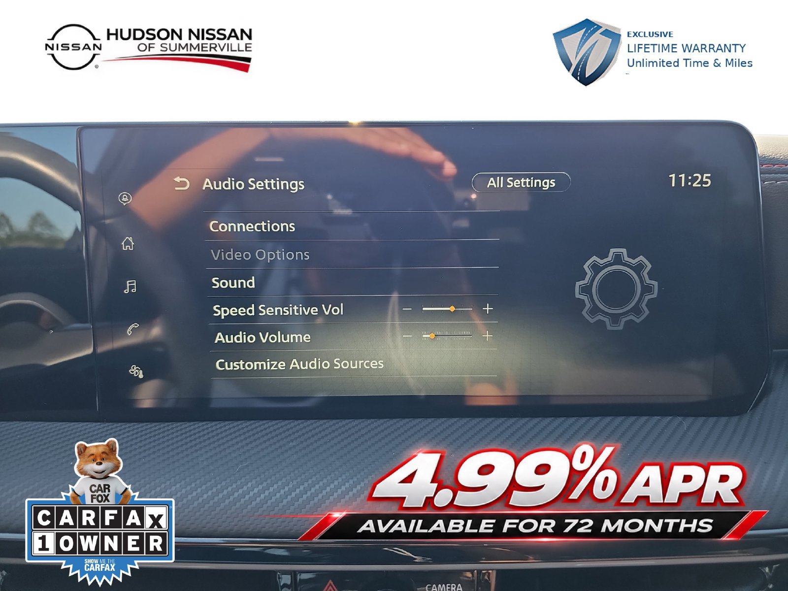 Used 2025 Nissan Kicks SR FWD image 23