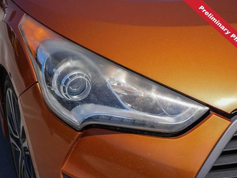 Used 2016 Hyundai Veloster Turbo w/ Option Group 04 FWD image 4