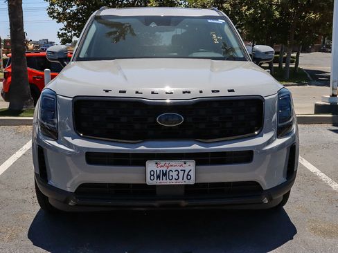 Used 2021 Kia Telluride EX w/ EX Premium Package AWD/4WD image 12