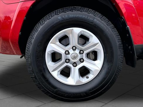 Used 2021 Toyota 4Runner SR5 RWD image 11