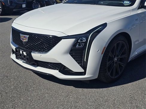 Used 2025 Cadillac CT5 V image 10