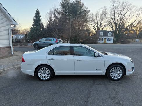 Used 2012 Ford Fusion Hybrid FWD image 8