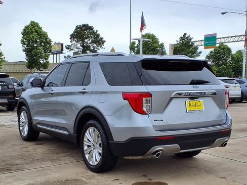 Used 2022 Ford Explorer Limited w/ Equipment Group 301A RWD image 22