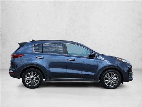 Used 2022 Kia Sportage Nightfall Edition w/ Nightfall Fwd Premium Package image 4