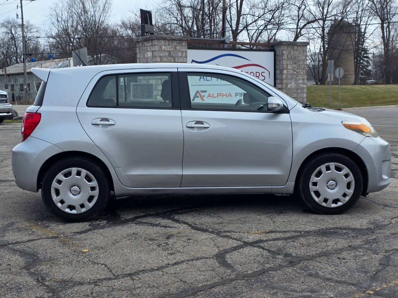 Used 2009 Scion xD FWD image 7