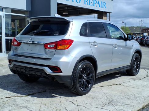 Used 2019 Mitsubishi Outlander Sport SE AWD/4WD image 3