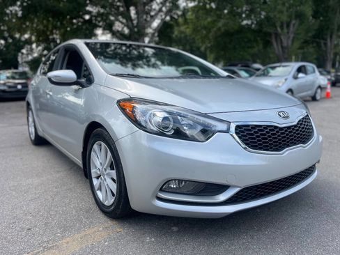 Used 2015 Kia Forte EX image 3