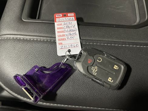 Used 2021 Chevrolet Silverado 1500 RST w/ Convenience Package II image 26