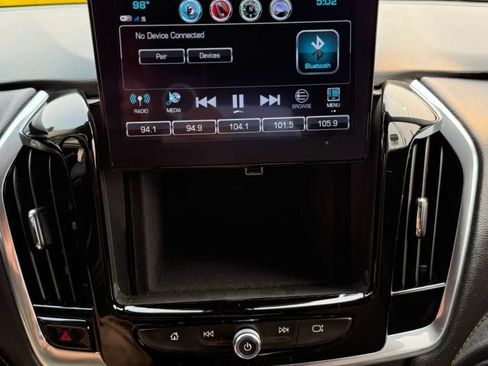 Used 2019 Chevrolet Traverse LT AWD/4WD image 27