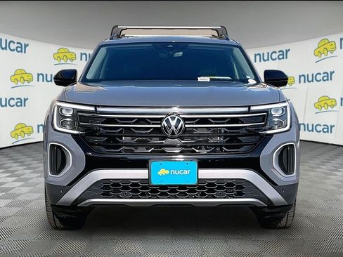 Used 2024 Volkswagen Atlas Peak Edition SE AWD/4WD image 2