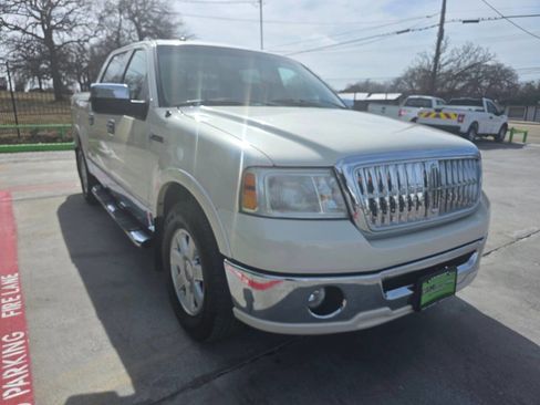 Used 2008 Lincoln Mark LT 2WD image 5
